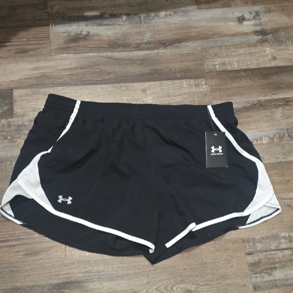 Under Armour Women's Black and White Athletic Shorts